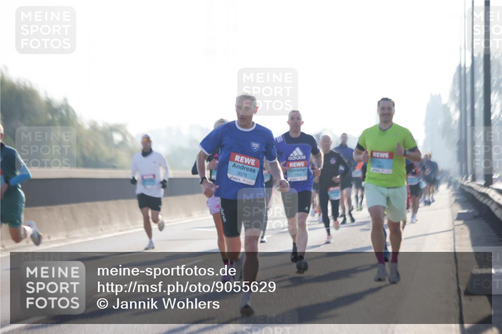 03.10.2025 - Köhlbrandbrückenlauf Jannik Wohlers http://msf.ph/oto/9055629 03.10.2025 09:12:55 Position 3 3078, 1028 meine-sportfotos.de