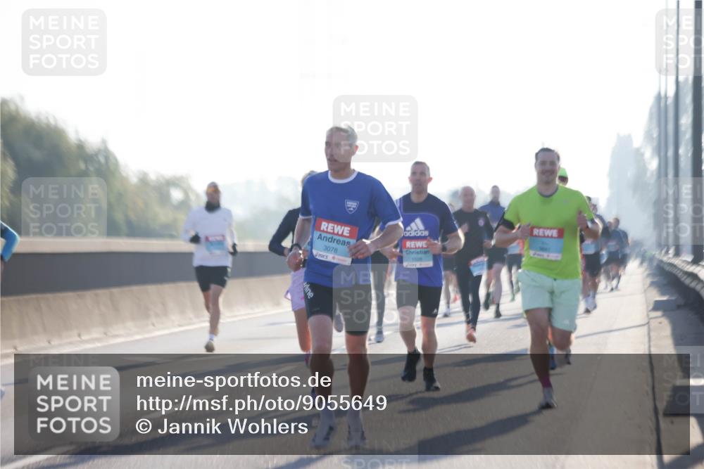 03.10.2025 - Köhlbrandbrückenlauf Jannik Wohlers http://msf.ph/oto/9055649 03.10.2025 09:12:55 Position 3 3078, 1028 meine-sportfotos.de