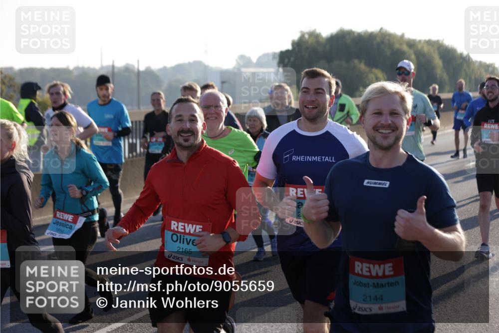 03.10.2025 - Köhlbrandbrückenlauf Jannik Wohlers http://msf.ph/oto/9055659 03.10.2025 09:20:40 Position 3 1859, 2165, 2144, 11 meine-sportfotos.de