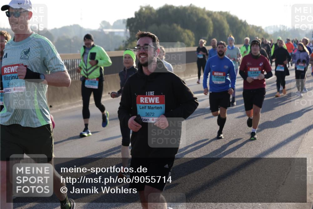 03.10.2025 - Köhlbrandbrückenlauf Jannik Wohlers http://msf.ph/oto/9055714 03.10.2025 09:20:41 Position 3 2449, 3672, 2009 meine-sportfotos.de