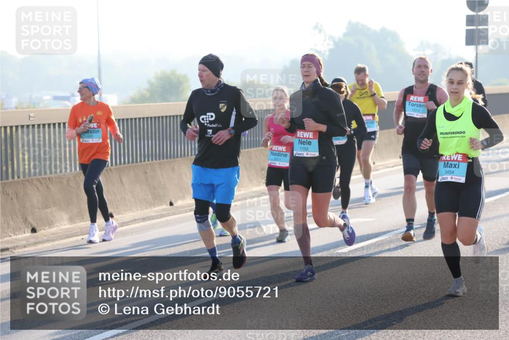 03.10.2025 - Köhlbrandbrückenlauf Lena Gebhardt http://msf.ph/oto/9055721 03.10.2025 09:17:09 Position 1 1211, 3251, 1152, 9, 1274, 2024, 3454 meine-sportfotos.de