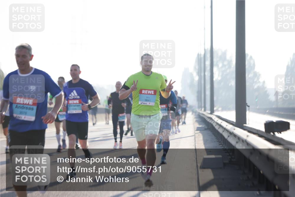 03.10.2025 - Köhlbrandbrückenlauf Jannik Wohlers http://msf.ph/oto/9055731 03.10.2025 09:12:57 Position 3 1008, 3841 meine-sportfotos.de