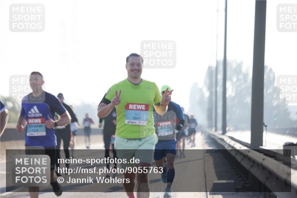 03.10.2025 - Köhlbrandbrückenlauf Jannik Wohlers http://msf.ph/oto/9055763 03.10.2025 09:12:57 Position 3 1008, 3841, 1050 meine-sportfotos.de