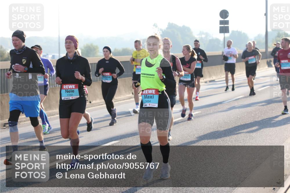 03.10.2025 - Köhlbrandbrückenlauf Lena Gebhardt http://msf.ph/oto/9055767 03.10.2025 09:17:10 Position 1 1152, 2024, 3454 meine-sportfotos.de