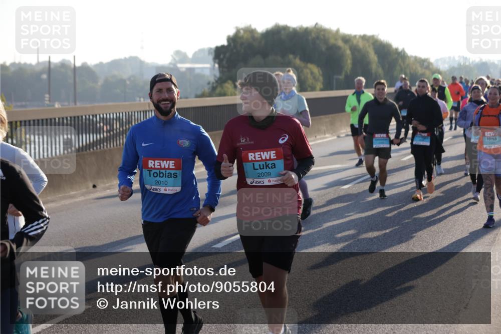 03.10.2025 - Köhlbrandbrückenlauf Jannik Wohlers http://msf.ph/oto/9055804 03.10.2025 09:20:43 Position 3 2010, 2009, 1348 meine-sportfotos.de