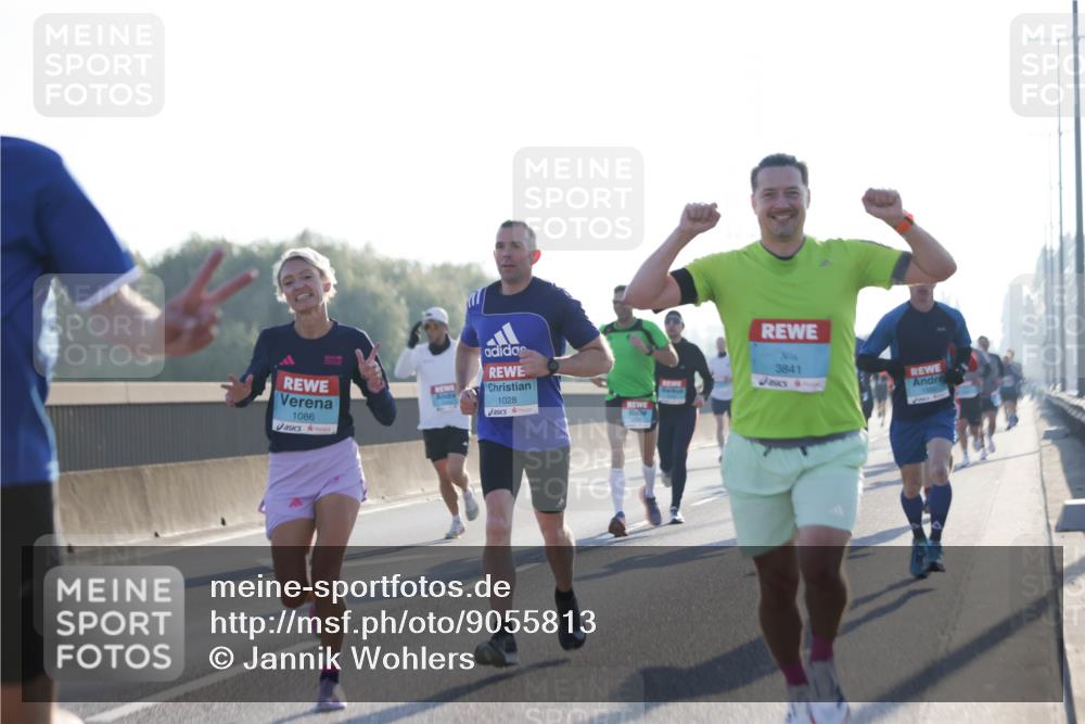 03.10.2025 - Köhlbrandbrückenlauf Jannik Wohlers http://msf.ph/oto/9055813 03.10.2025 09:12:59 Position 3 1086, 3841, 1028 meine-sportfotos.de