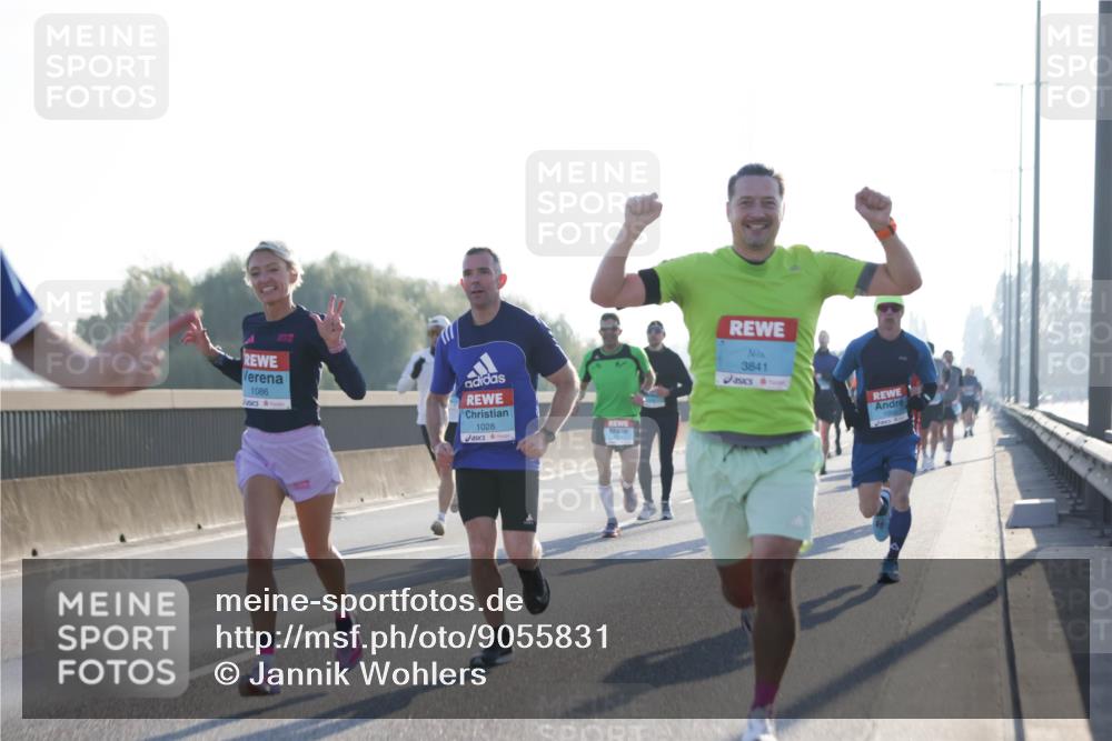 03.10.2025 - Köhlbrandbrückenlauf Jannik Wohlers http://msf.ph/oto/9055831 03.10.2025 09:12:59 Position 3 1086, 1028, 3841 meine-sportfotos.de