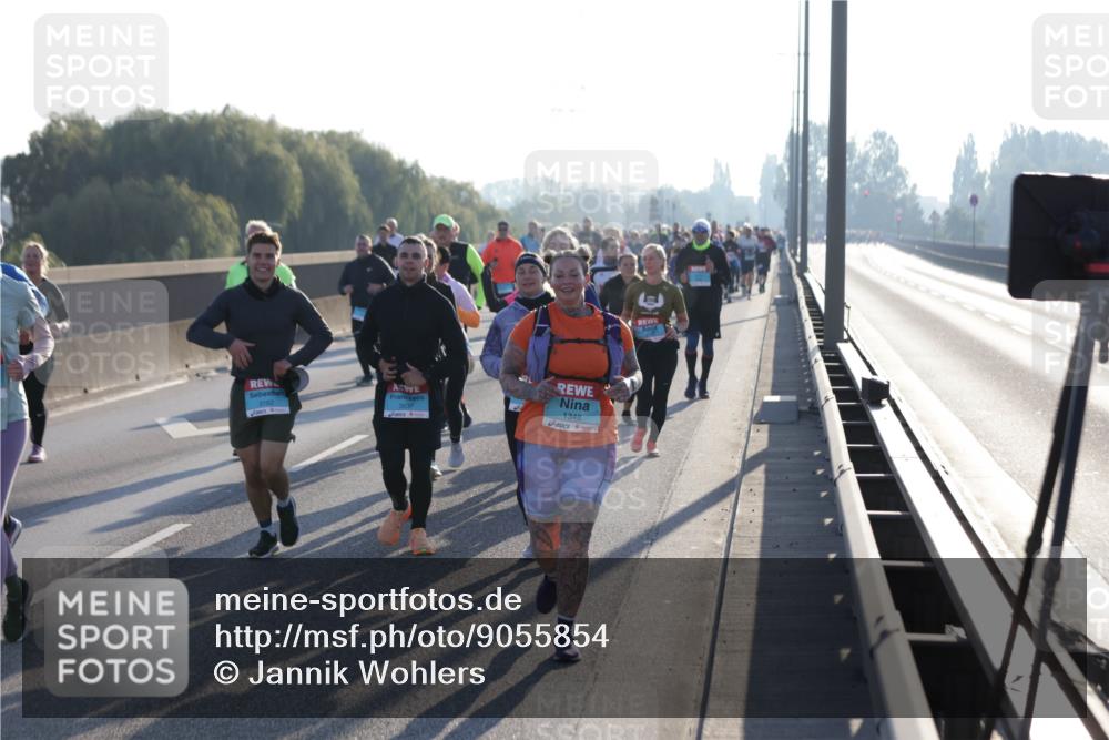 03.10.2025 - Köhlbrandbrückenlauf Jannik Wohlers http://msf.ph/oto/9055854 03.10.2025 09:20:45 Position 3 3162, 3537, 1348 meine-sportfotos.de