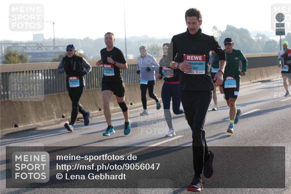 03.10.2025 - Köhlbrandbrückenlauf Lena Gebhardt http://msf.ph/oto/9056047 03.10.2025 09:17:17 Position 1 368, 3812 meine-sportfotos.de