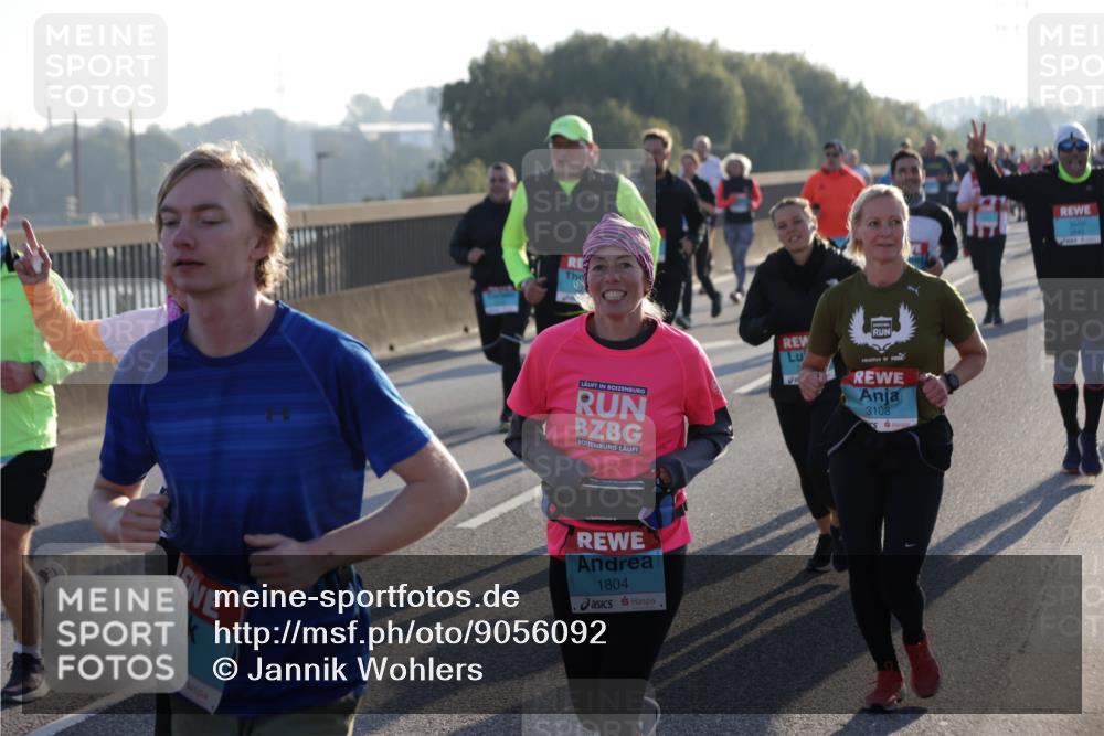 03.10.2025 - Köhlbrandbrückenlauf Jannik Wohlers http://msf.ph/oto/9056092 03.10.2025 09:20:49 Position 3 3536, 1804, 3108, 3043 meine-sportfotos.de