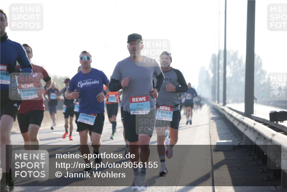 03.10.2025 - Köhlbrandbrückenlauf Jannik Wohlers http://msf.ph/oto/9056155 03.10.2025 09:13:05 Position 3 16, 2792, 1040, 3785, 1037 meine-sportfotos.de