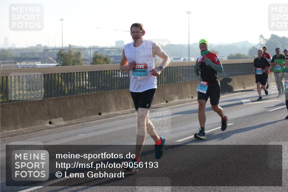 03.10.2025 - Köhlbrandbrückenlauf Lena Gebhardt http://msf.ph/oto/9056193 03.10.2025 09:17:22 Position 1 1176 meine-sportfotos.de