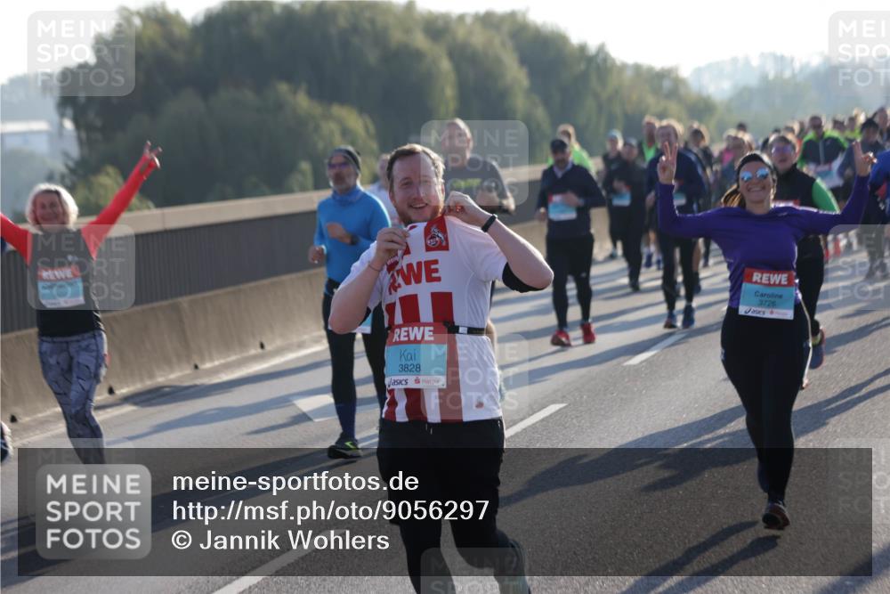 03.10.2025 - Köhlbrandbrückenlauf Jannik Wohlers http://msf.ph/oto/9056297 03.10.2025 09:20:53 Position 3 3828, 3726 meine-sportfotos.de