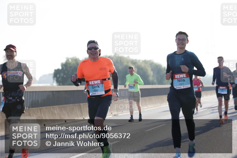 03.10.2025 - Köhlbrandbrückenlauf Jannik Wohlers http://msf.ph/oto/9056372 03.10.2025 09:13:11 Position 3 3266, 1027 meine-sportfotos.de
