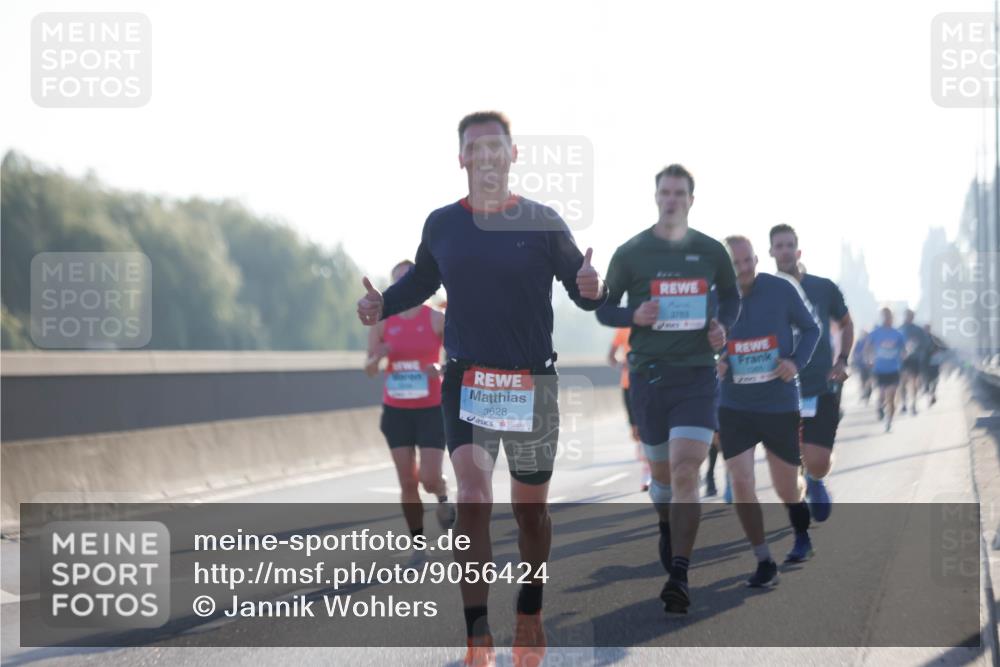 03.10.2025 - Köhlbrandbrückenlauf Jannik Wohlers http://msf.ph/oto/9056424 03.10.2025 09:13:12 Position 3 3628, 3763, 1265 meine-sportfotos.de
