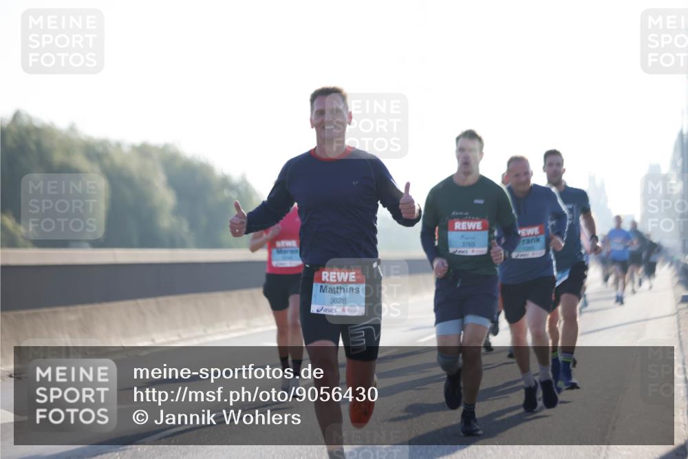 03.10.2025 - Köhlbrandbrückenlauf Jannik Wohlers http://msf.ph/oto/9056430 03.10.2025 09:13:12 Position 3 3628, 3763 meine-sportfotos.de