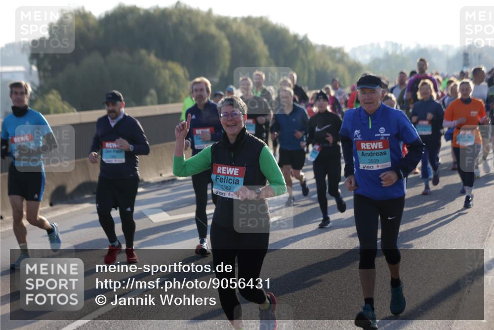 03.10.2025 - Köhlbrandbrückenlauf Jannik Wohlers http://msf.ph/oto/9056431 03.10.2025 09:20:57 Position 3 3582, 3509 meine-sportfotos.de
