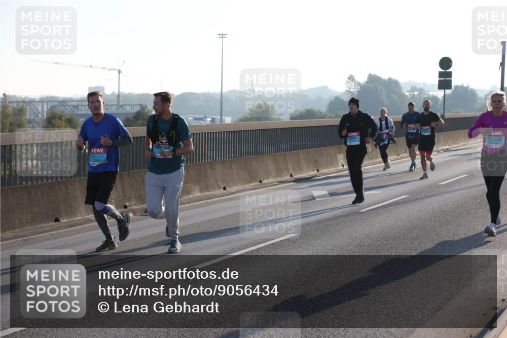03.10.2025 - Köhlbrandbrückenlauf Lena Gebhardt http://msf.ph/oto/9056434 03.10.2025 09:17:28 Position 1 3766 meine-sportfotos.de