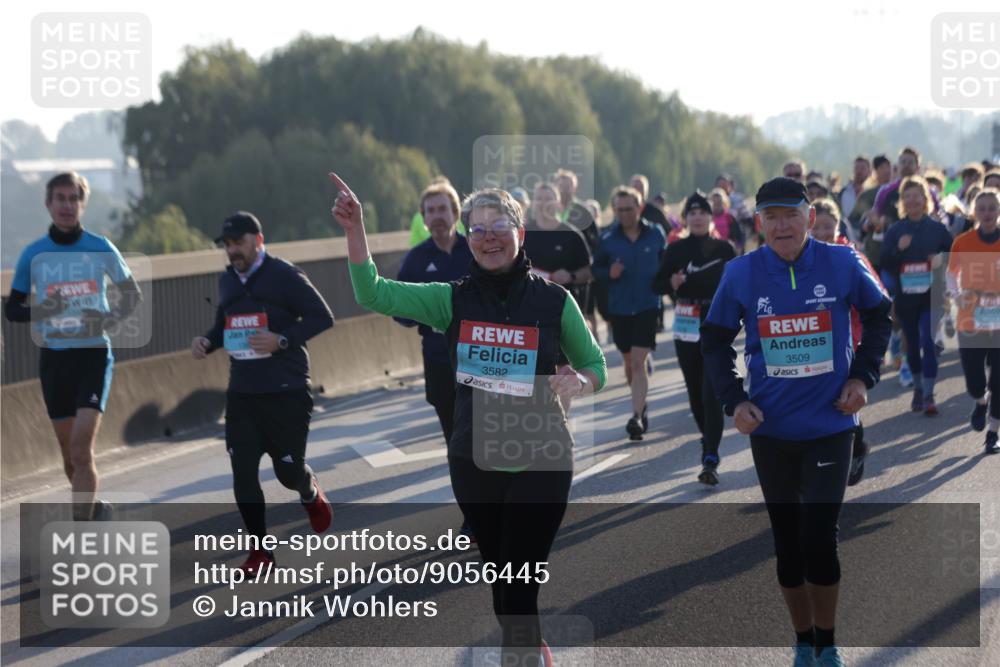 03.10.2025 - Köhlbrandbrückenlauf Jannik Wohlers http://msf.ph/oto/9056445 03.10.2025 09:20:57 Position 3 3582, 3509 meine-sportfotos.de