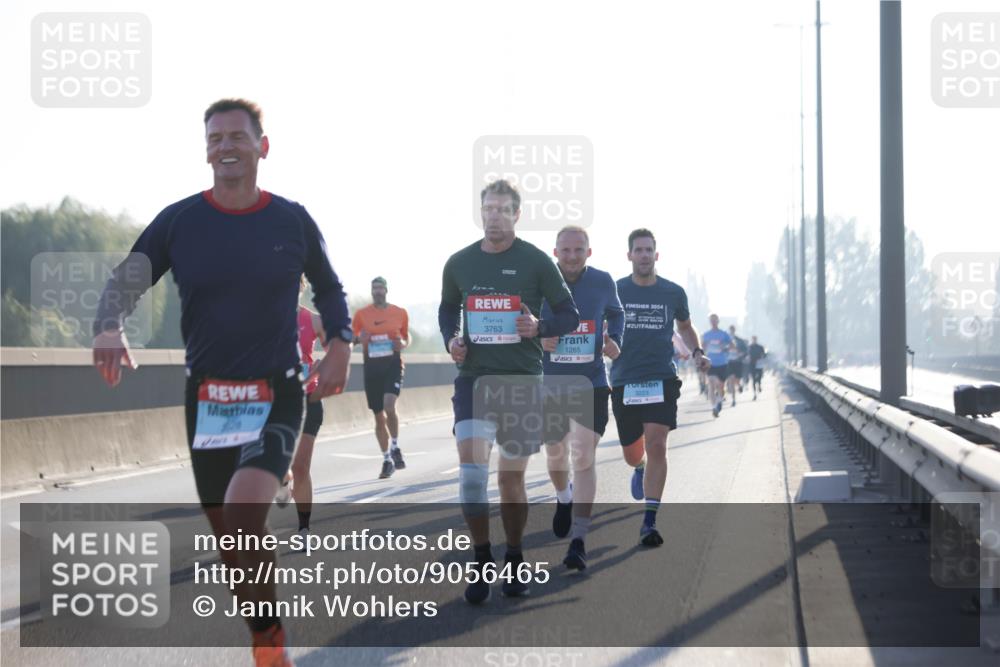 03.10.2025 - Köhlbrandbrückenlauf Jannik Wohlers http://msf.ph/oto/9056465 03.10.2025 09:13:13 Position 3 3763, 1265, 2024 meine-sportfotos.de