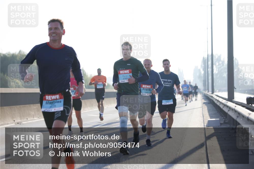 03.10.2025 - Köhlbrandbrückenlauf Jannik Wohlers http://msf.ph/oto/9056474 03.10.2025 09:13:13 Position 3 2628, 3763, 1265, 2024 meine-sportfotos.de