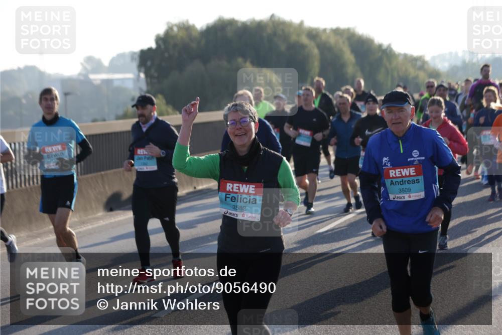 03.10.2025 - Köhlbrandbrückenlauf Jannik Wohlers http://msf.ph/oto/9056490 03.10.2025 09:20:58 Position 3 3582, 3509 meine-sportfotos.de