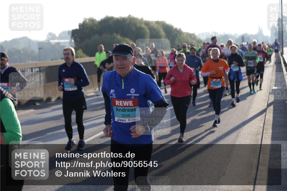 03.10.2025 - Köhlbrandbrückenlauf Jannik Wohlers http://msf.ph/oto/9056545 03.10.2025 09:20:59 Position 3 3509 meine-sportfotos.de