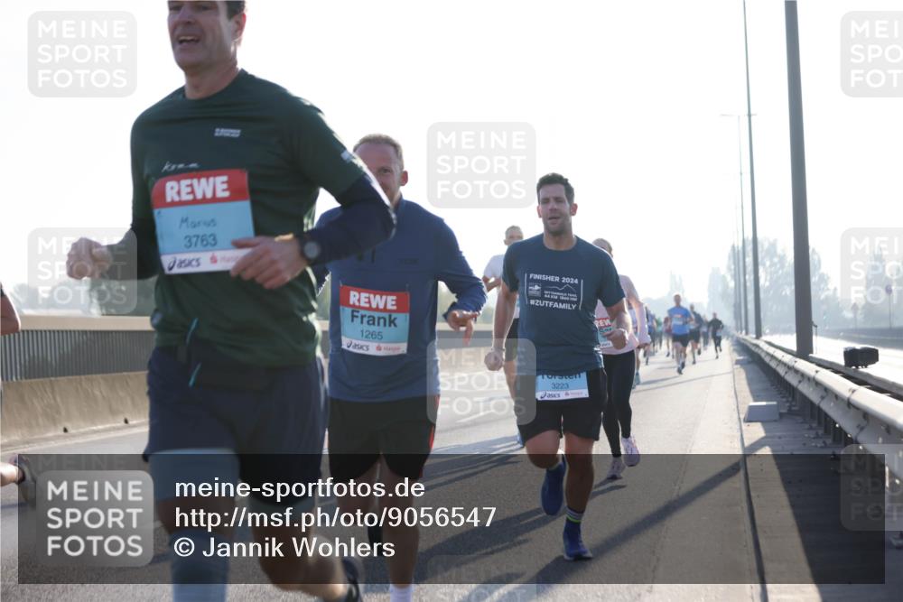 03.10.2025 - Köhlbrandbrückenlauf Jannik Wohlers http://msf.ph/oto/9056547 03.10.2025 09:13:15 Position 3 3763, 1265, 2024, 44, 3223 meine-sportfotos.de