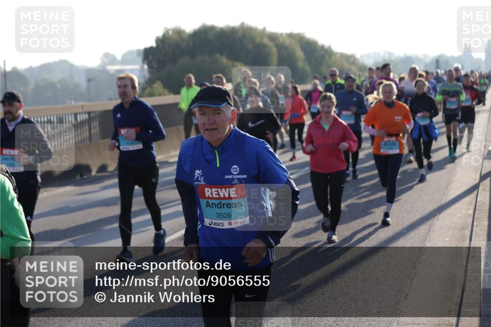 03.10.2025 - Köhlbrandbrückenlauf Jannik Wohlers http://msf.ph/oto/9056555 03.10.2025 09:20:59 Position 3 2000, 3509 meine-sportfotos.de