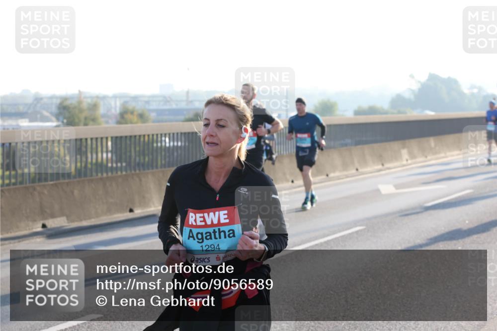 03.10.2025 - Köhlbrandbrückenlauf Lena Gebhardt http://msf.ph/oto/9056589 03.10.2025 09:17:32 Position 1 1294 meine-sportfotos.de