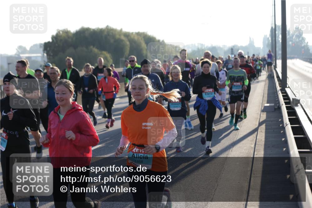 03.10.2025 - Köhlbrandbrückenlauf Jannik Wohlers http://msf.ph/oto/9056623 03.10.2025 09:21:01 Position 3 1858, 1147 meine-sportfotos.de