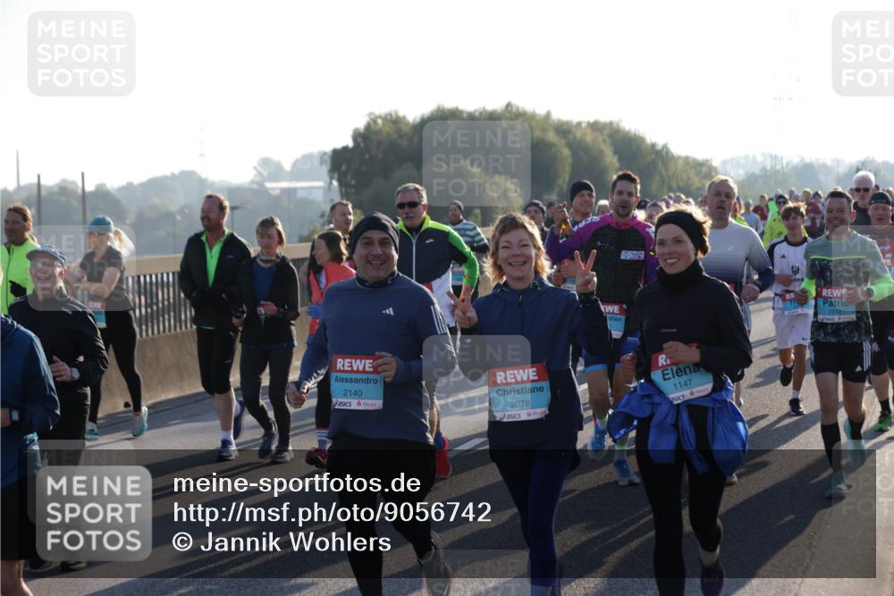 03.10.2025 - Köhlbrandbrückenlauf Jannik Wohlers http://msf.ph/oto/9056742 03.10.2025 09:21:03 Position 3 2140, 2078, 1147, 2512 meine-sportfotos.de