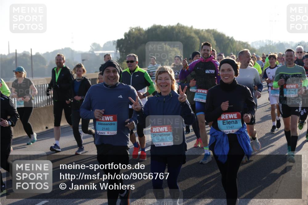 03.10.2025 - Köhlbrandbrückenlauf Jannik Wohlers http://msf.ph/oto/9056767 03.10.2025 09:21:03 Position 3 2969, 2140, 2078, 1147, 2512 meine-sportfotos.de