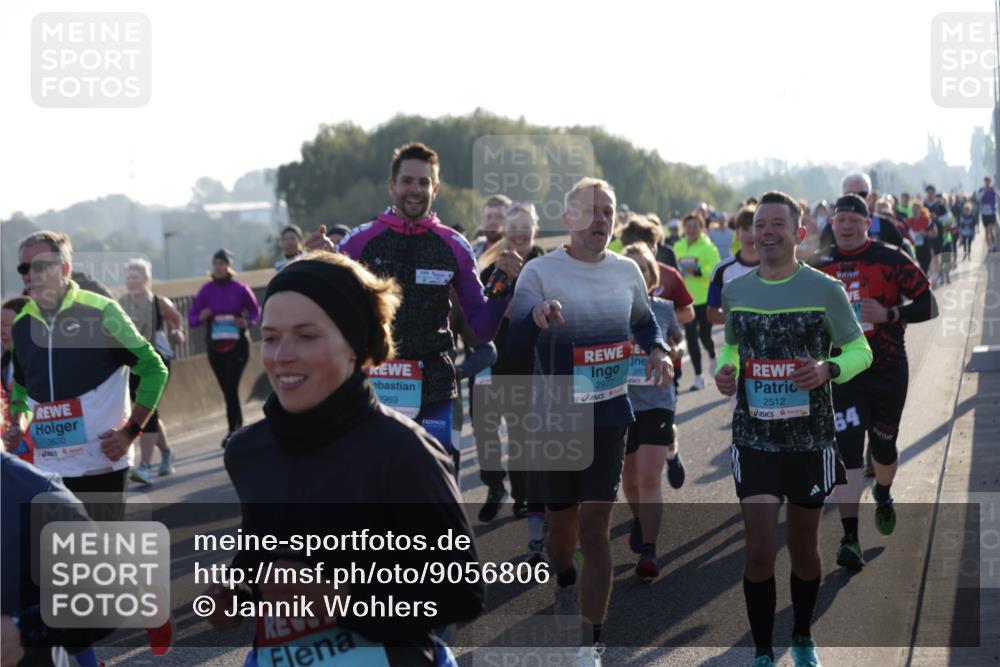 03.10.2025 - Köhlbrandbrückenlauf Jannik Wohlers http://msf.ph/oto/9056806 03.10.2025 09:21:04 Position 3 3620, 2969, 2977, 2512, 64 meine-sportfotos.de