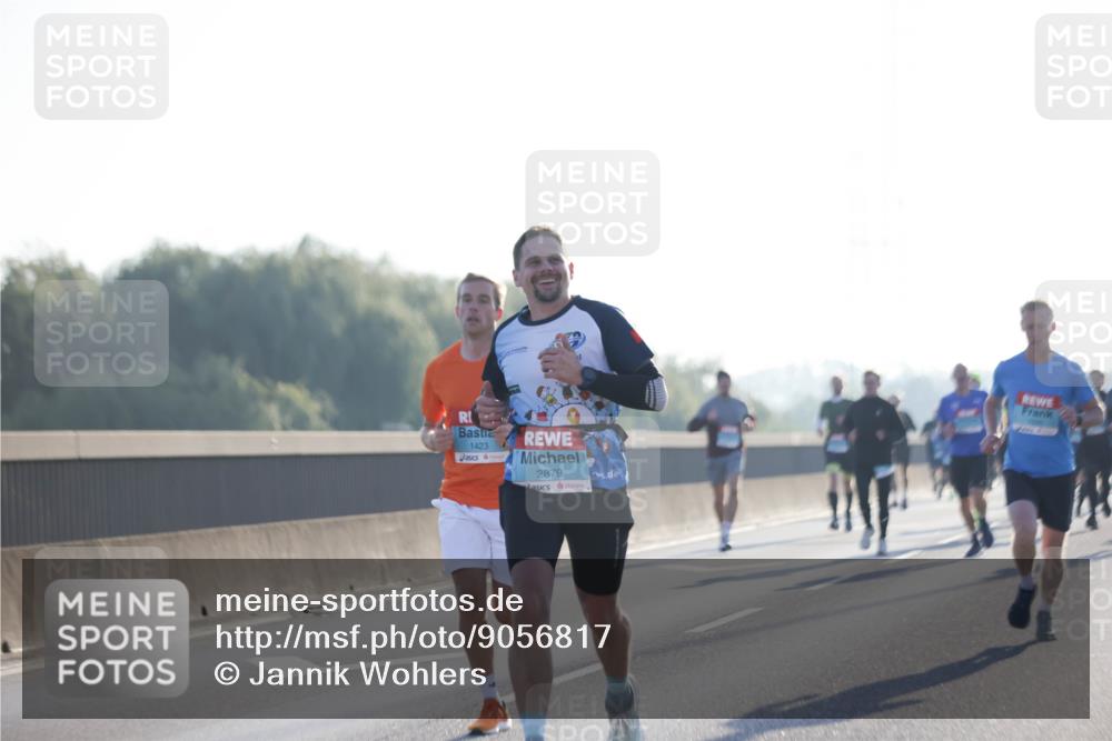 03.10.2025 - Köhlbrandbrückenlauf Jannik Wohlers http://msf.ph/oto/9056817 03.10.2025 09:13:21 Position 3 1423, 2879 meine-sportfotos.de