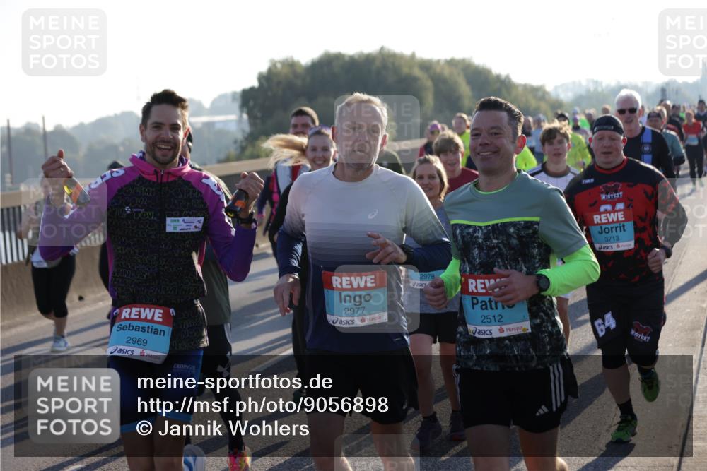 03.10.2025 - Köhlbrandbrückenlauf Jannik Wohlers http://msf.ph/oto/9056898 03.10.2025 09:21:05 Position 3 1, 2969, 2977, 3713, 2978, 2512, 64 meine-sportfotos.de