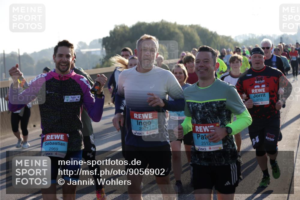 03.10.2025 - Köhlbrandbrückenlauf Jannik Wohlers http://msf.ph/oto/9056902 03.10.2025 09:21:05 Position 3 2, 2969, 2977, 17709, 2978, 2512, 3713 meine-sportfotos.de
