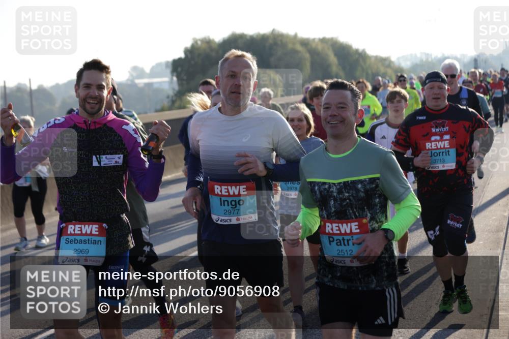03.10.2025 - Köhlbrandbrückenlauf Jannik Wohlers http://msf.ph/oto/9056908 03.10.2025 09:21:05 Position 3 2969, 30, 2977, 2978, 2512, 3713 meine-sportfotos.de