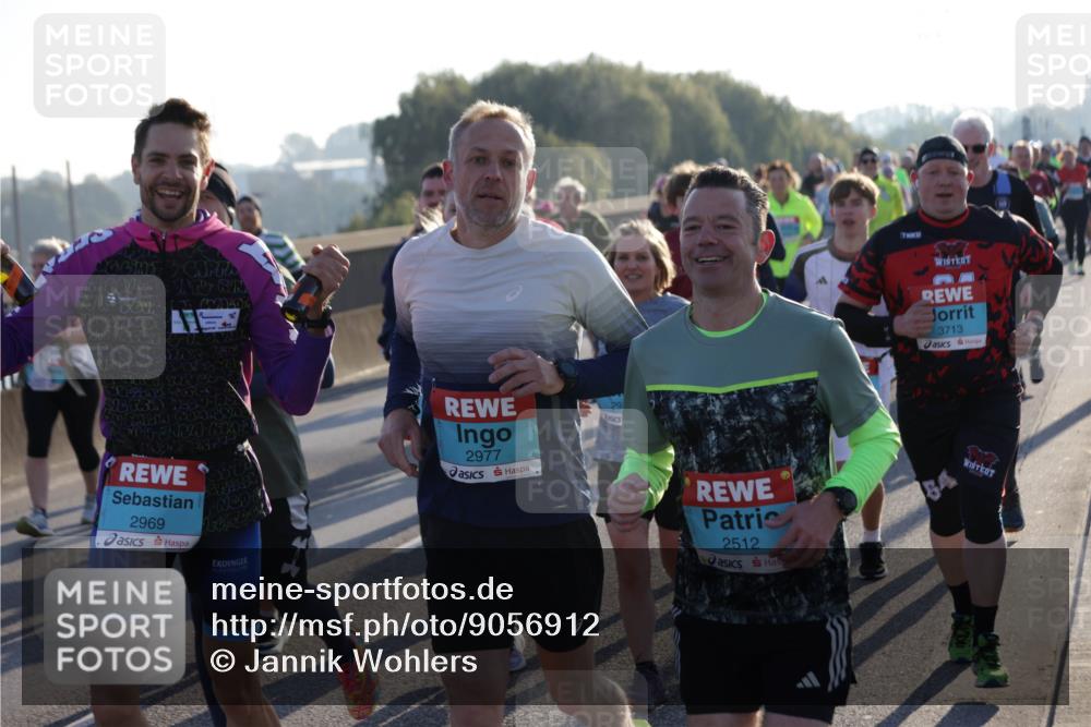 03.10.2025 - Köhlbrandbrückenlauf Jannik Wohlers http://msf.ph/oto/9056912 03.10.2025 09:21:05 Position 3 2969, 3, 2977, 29, 2512, 3713 meine-sportfotos.de
