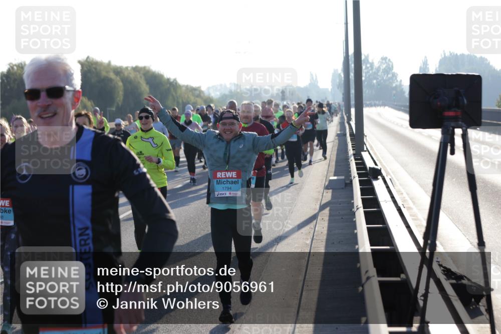 03.10.2025 - Köhlbrandbrückenlauf Jannik Wohlers http://msf.ph/oto/9056961 03.10.2025 09:21:08 Position 3 88, 1794 meine-sportfotos.de