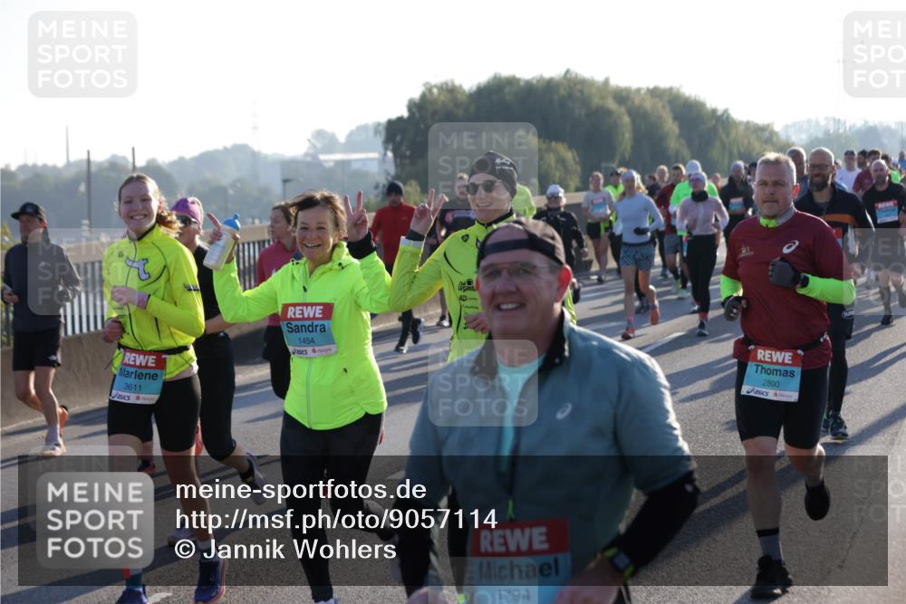 03.10.2025 - Köhlbrandbrückenlauf Jannik Wohlers http://msf.ph/oto/9057114 03.10.2025 09:21:09 Position 3 3611, 1454, 1794, 2800 meine-sportfotos.de