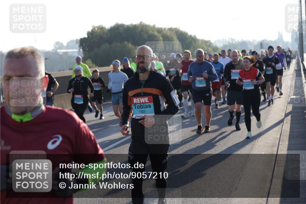 03.10.2025 - Köhlbrandbrückenlauf Jannik Wohlers http://msf.ph/oto/9057210 03.10.2025 09:21:11 Position 3 1925 meine-sportfotos.de