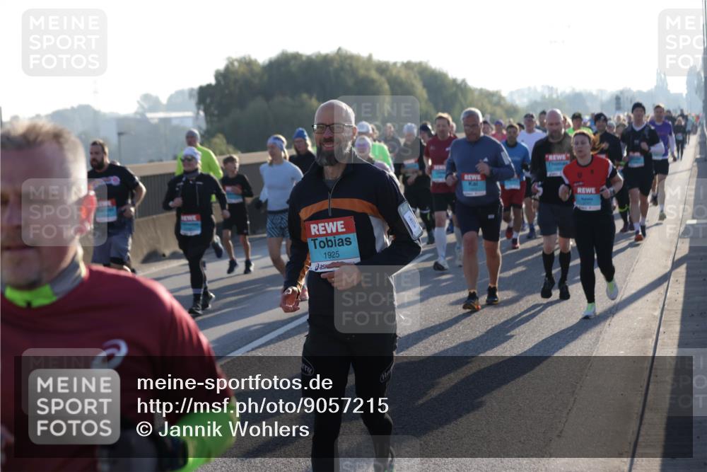03.10.2025 - Köhlbrandbrückenlauf Jannik Wohlers http://msf.ph/oto/9057215 03.10.2025 09:21:11 Position 3 1925 meine-sportfotos.de