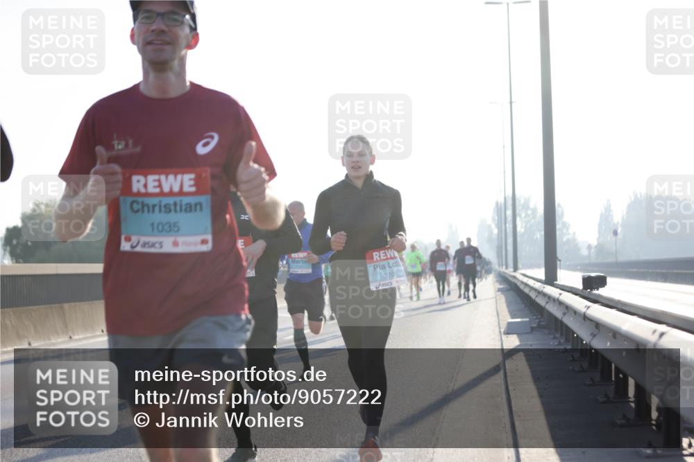 03.10.2025 - Köhlbrandbrückenlauf Jannik Wohlers http://msf.ph/oto/9057222 03.10.2025 09:13:31 Position 3 1035, 2708 meine-sportfotos.de