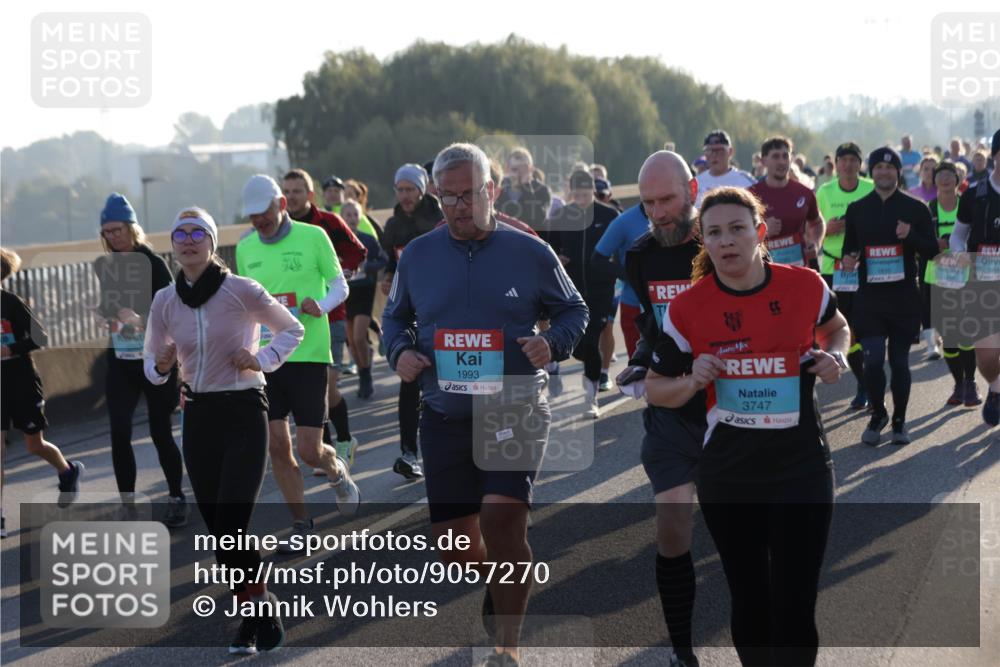 03.10.2025 - Köhlbrandbrückenlauf Jannik Wohlers http://msf.ph/oto/9057270 03.10.2025 09:21:13 Position 3 1993, 3747 meine-sportfotos.de