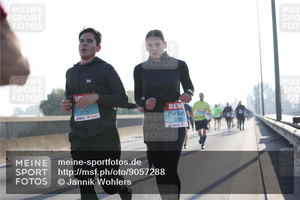 03.10.2025 - Köhlbrandbrückenlauf Jannik Wohlers http://msf.ph/oto/9057288 03.10.2025 09:13:31 Position 3 3775, 2708 meine-sportfotos.de