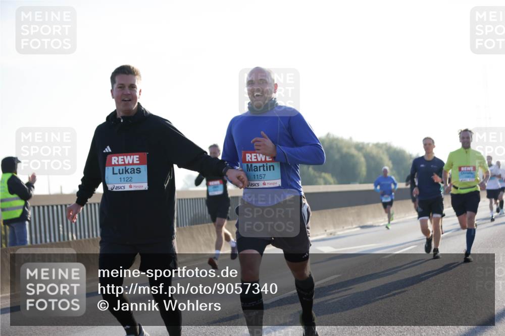 03.10.2025 - Köhlbrandbrückenlauf Jannik Wohlers http://msf.ph/oto/9057340 03.10.2025 09:13:33 Position 3 1122, 1157 meine-sportfotos.de