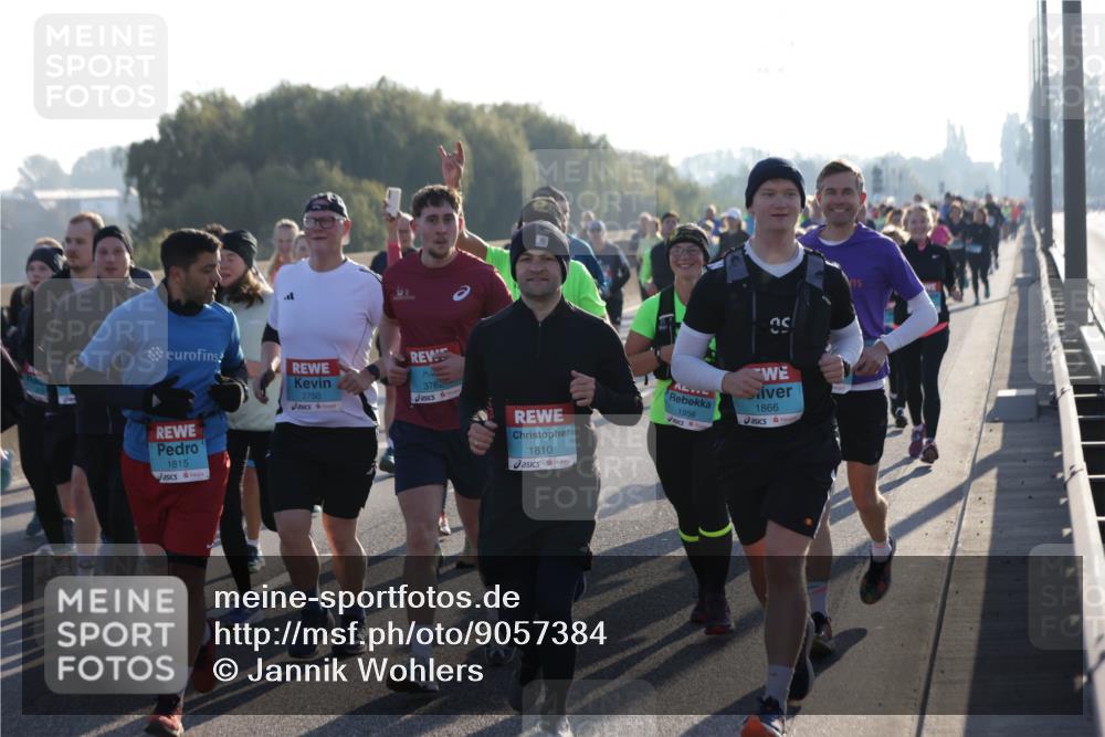 03.10.2025 - Köhlbrandbrückenlauf Jannik Wohlers http://msf.ph/oto/9057384 03.10.2025 09:21:15 Position 3 1815, 2750, 3762, 1810, 1956, 1866 meine-sportfotos.de