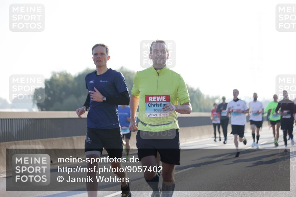 03.10.2025 - Köhlbrandbrückenlauf Jannik Wohlers http://msf.ph/oto/9057402 03.10.2025 09:13:34 Position 3 1083 meine-sportfotos.de