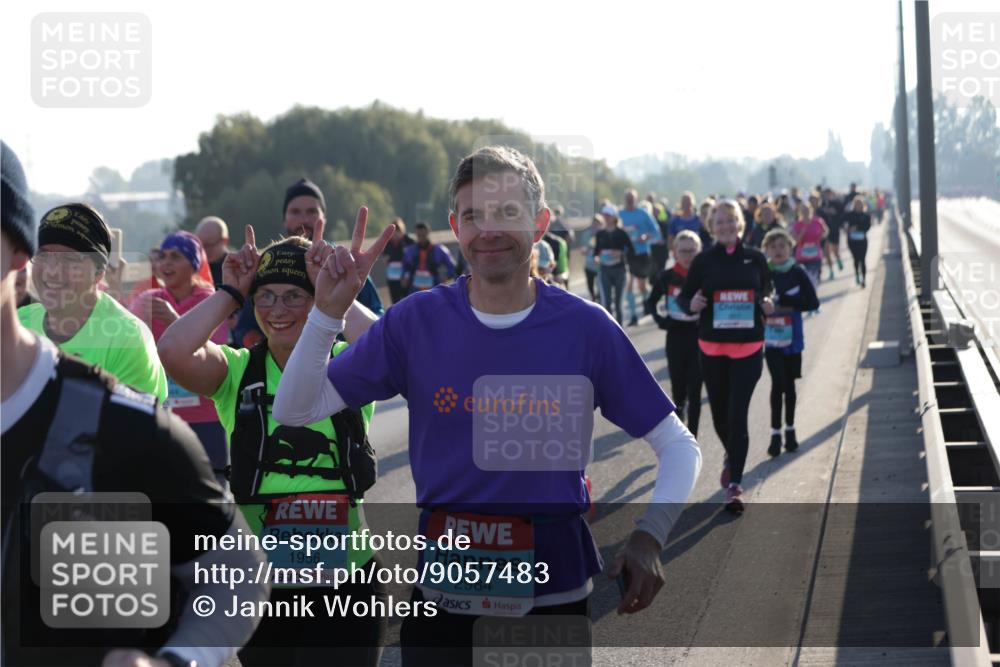03.10.2025 - Köhlbrandbrückenlauf Jannik Wohlers http://msf.ph/oto/9057483 03.10.2025 09:21:18 Position 3 1956, 2984 meine-sportfotos.de